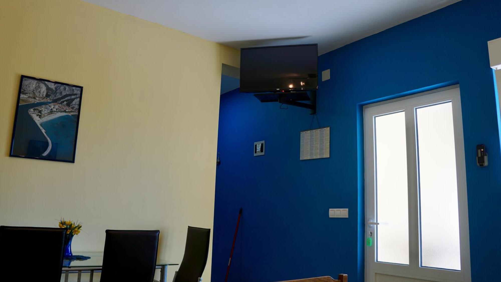 Apartments Niksa Kastelan Omis Exterior photo