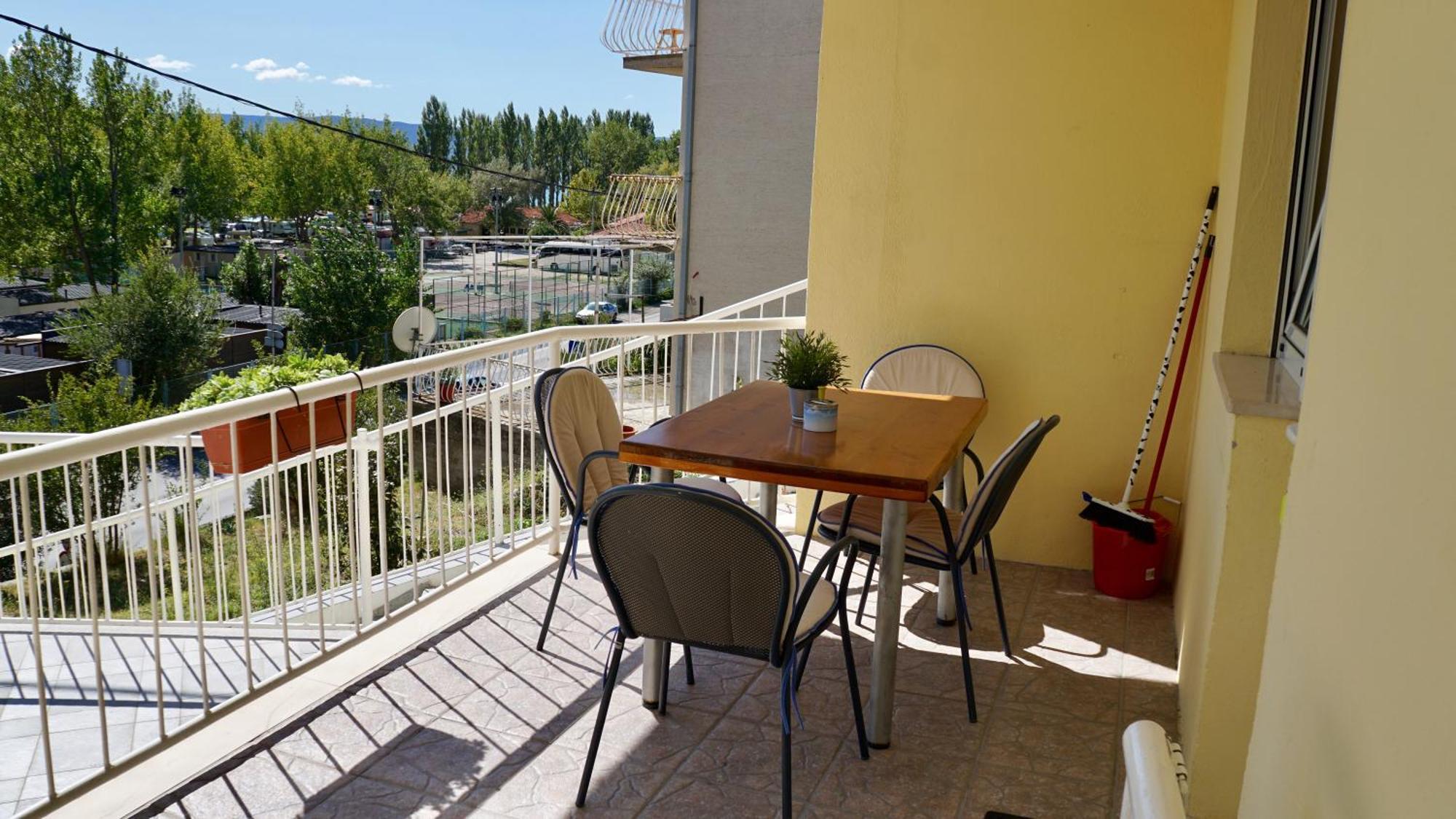 Apartments Niksa Kastelan Omis Exterior photo